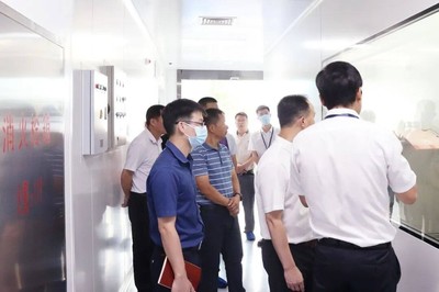 賀州市副市長劉洪軍一行蒞臨愛寵生物集團廣西工廠考察，共話寵物服務產業發展新篇章