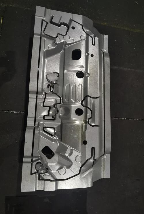 探索ZL104鑄鋁 知名廠家、領(lǐng)先品牌、產(chǎn)品圖片與模具熱帖全解析